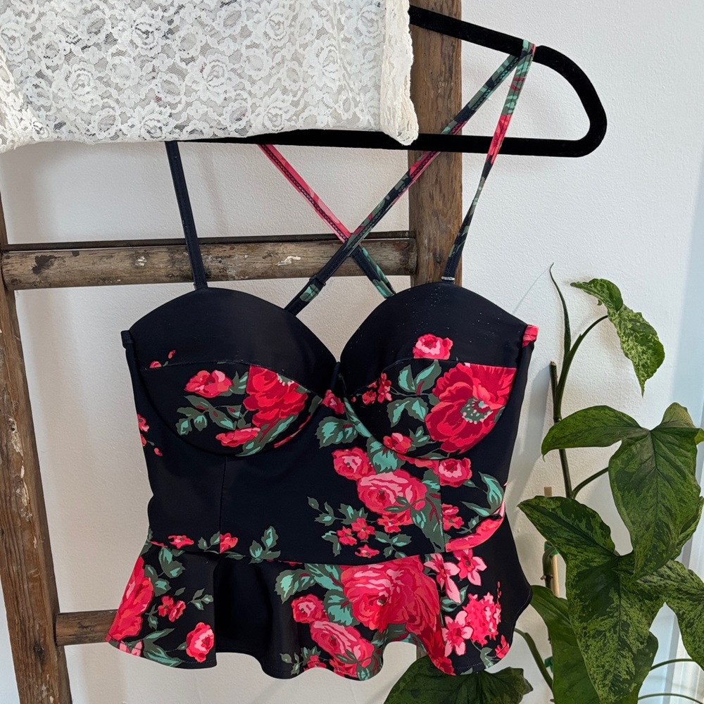 ALBION Peplum Swim Top Size Large